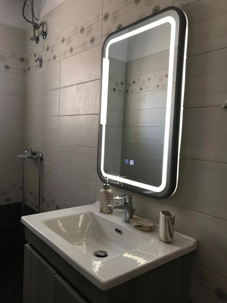 Alfa Apartaments Sarandë Exterior foto
